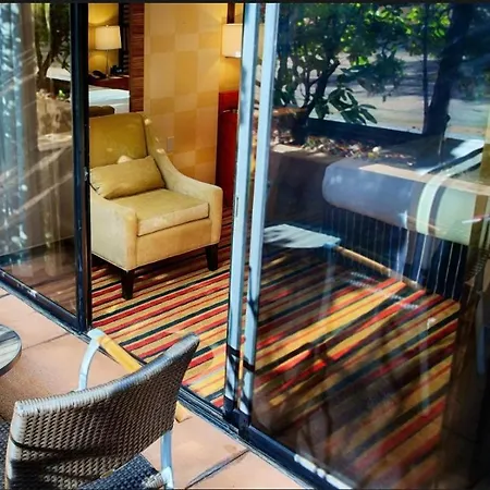 Hanza Tower Deluxe Spa & Jacussi & Sauna & Pool Apartment